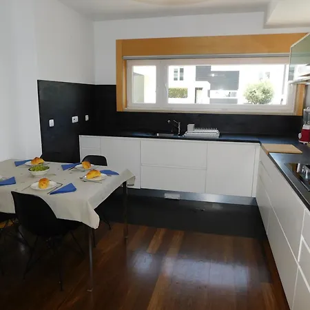 Jardim, Pool, Rooftop, Beach, Cascais * Parede